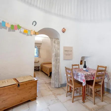 Trullo Negli Ulivi * Fasano